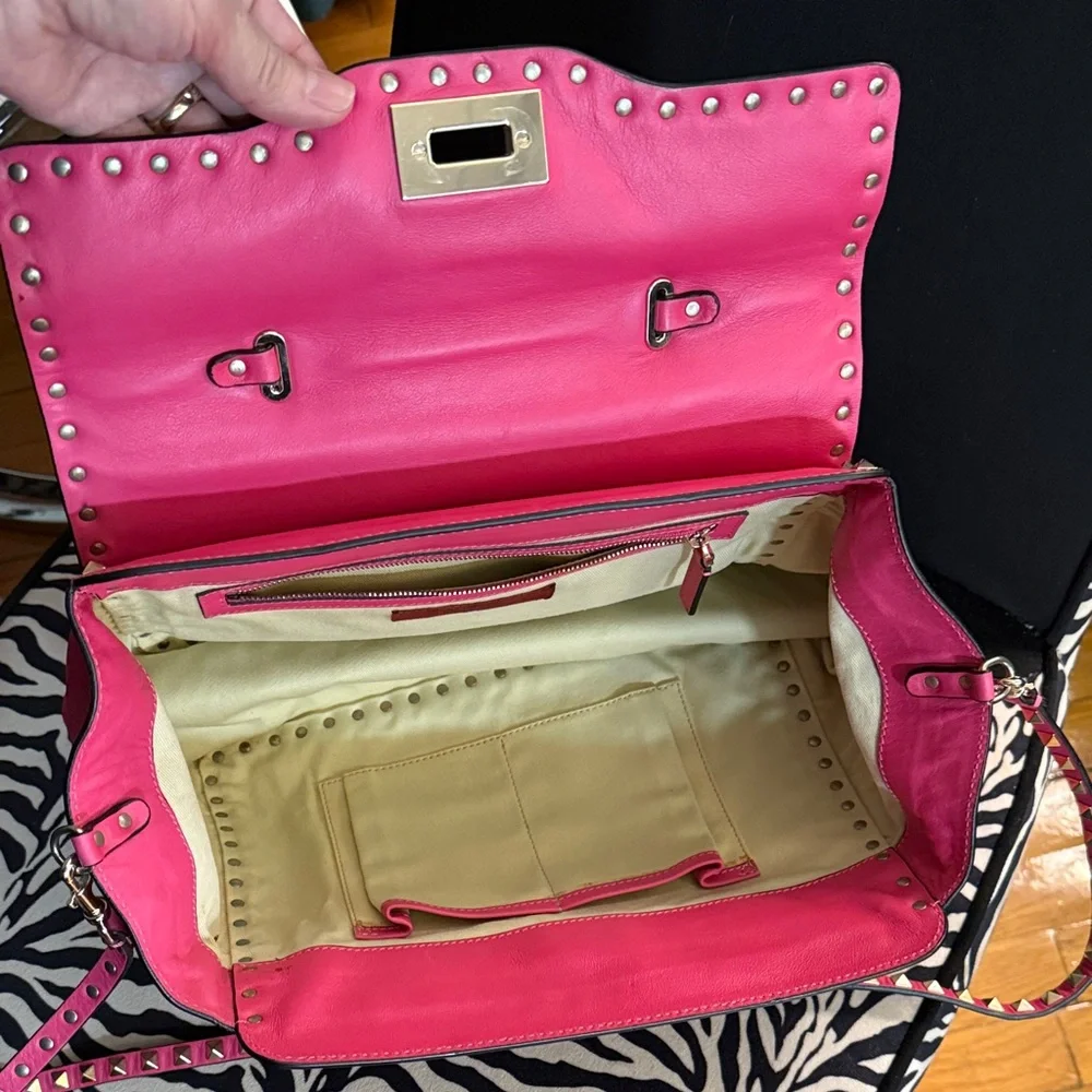 Valentino Garavani Gold & Pink Studded Handbag with Removable Crossbody Strap - Picture 11 of 16